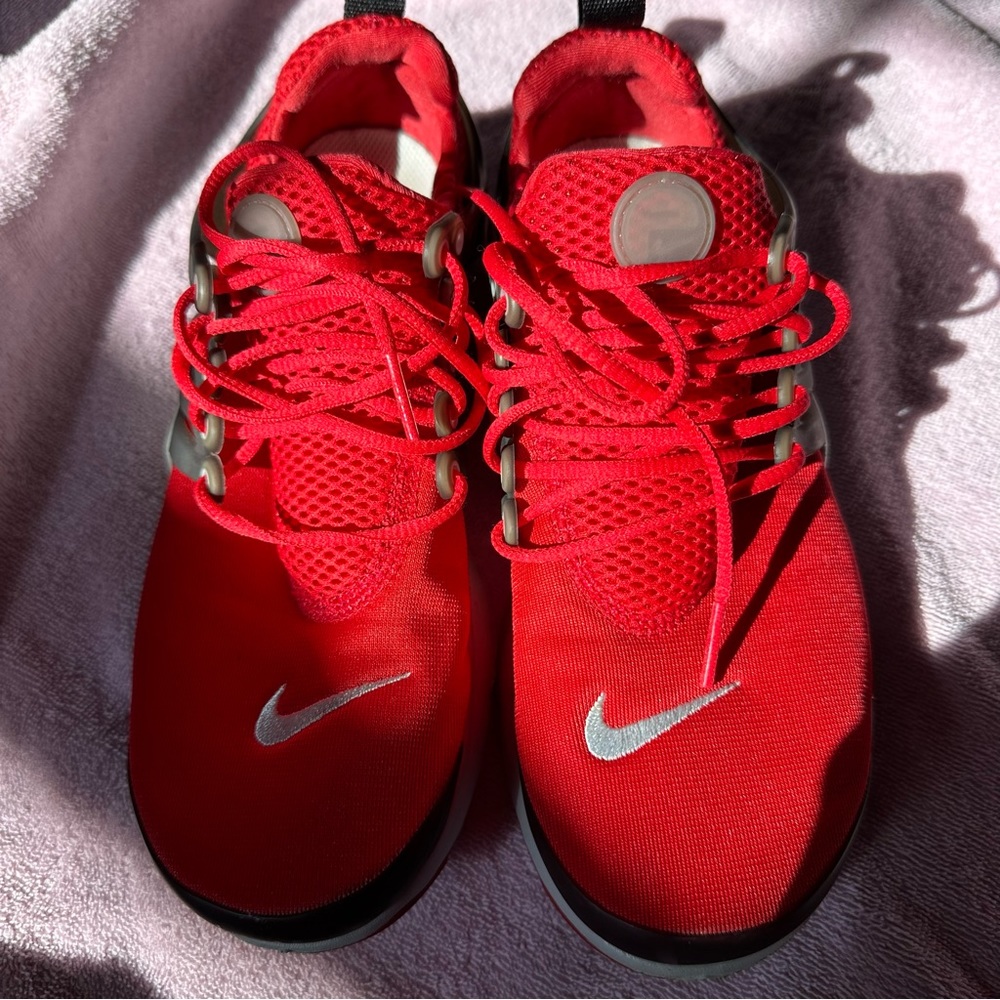 Nike Presto Big Kids Size 5Y GUC No Nox